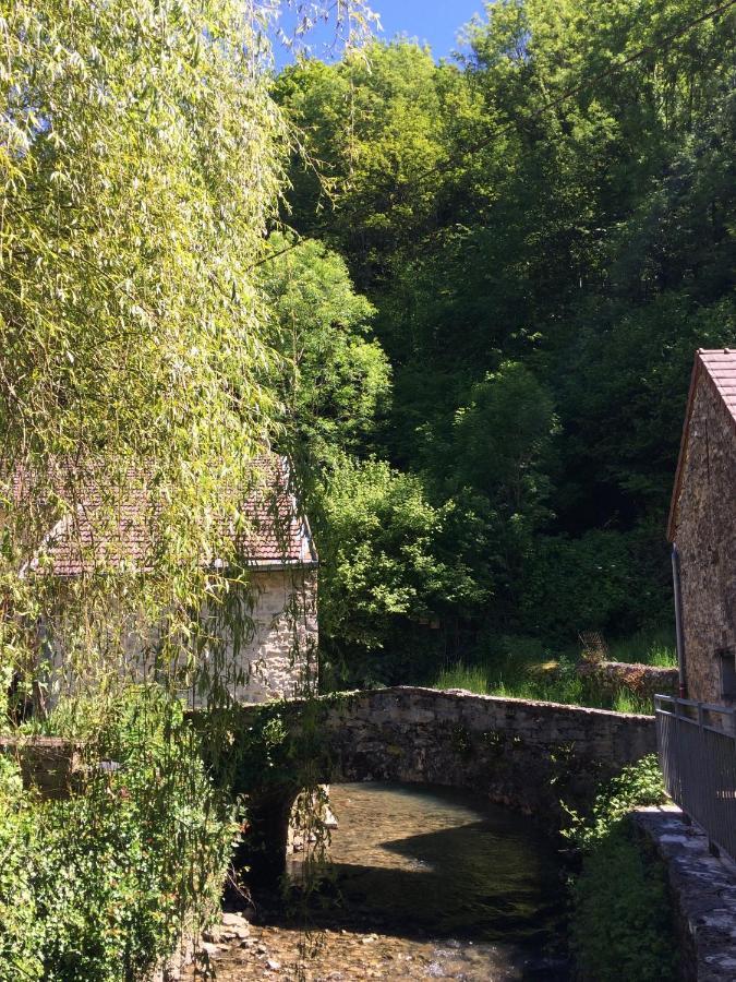 Les Billardes - Le Gite - Jura Gizia Exteriör bild